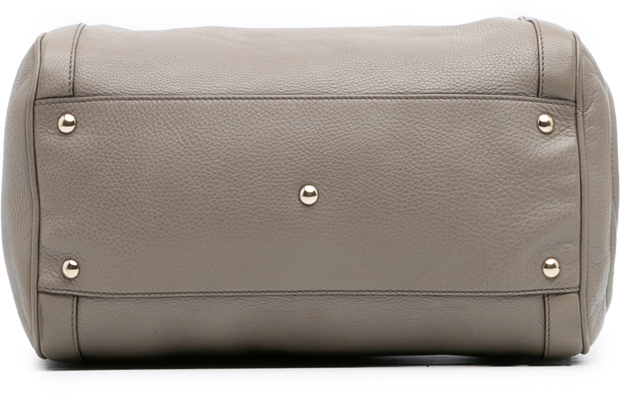 Gucci Medium Pebbled Calfskin Soho Boston Bag Grijs