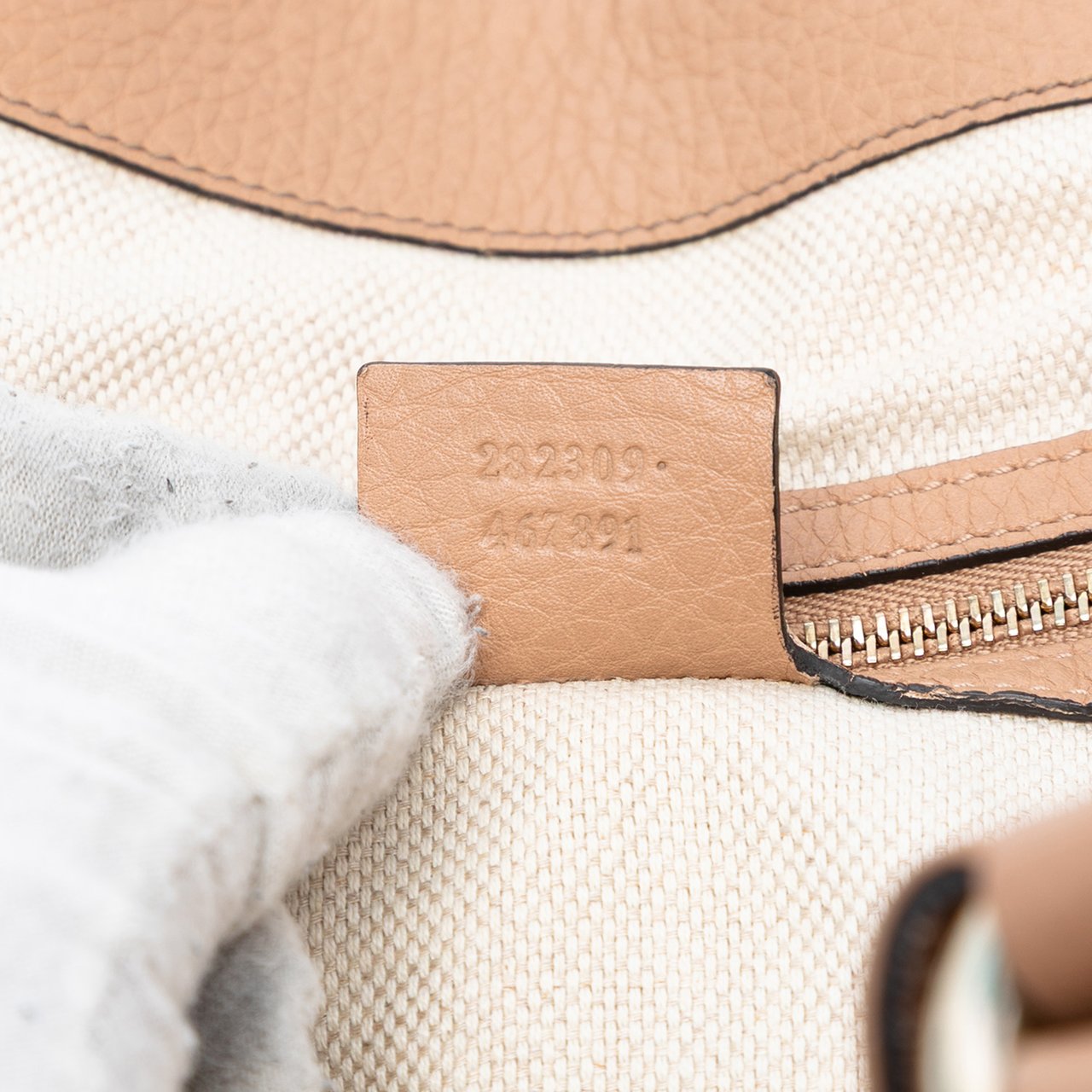 Gucci Medium Leather Soho Cellarius Tote Bruin