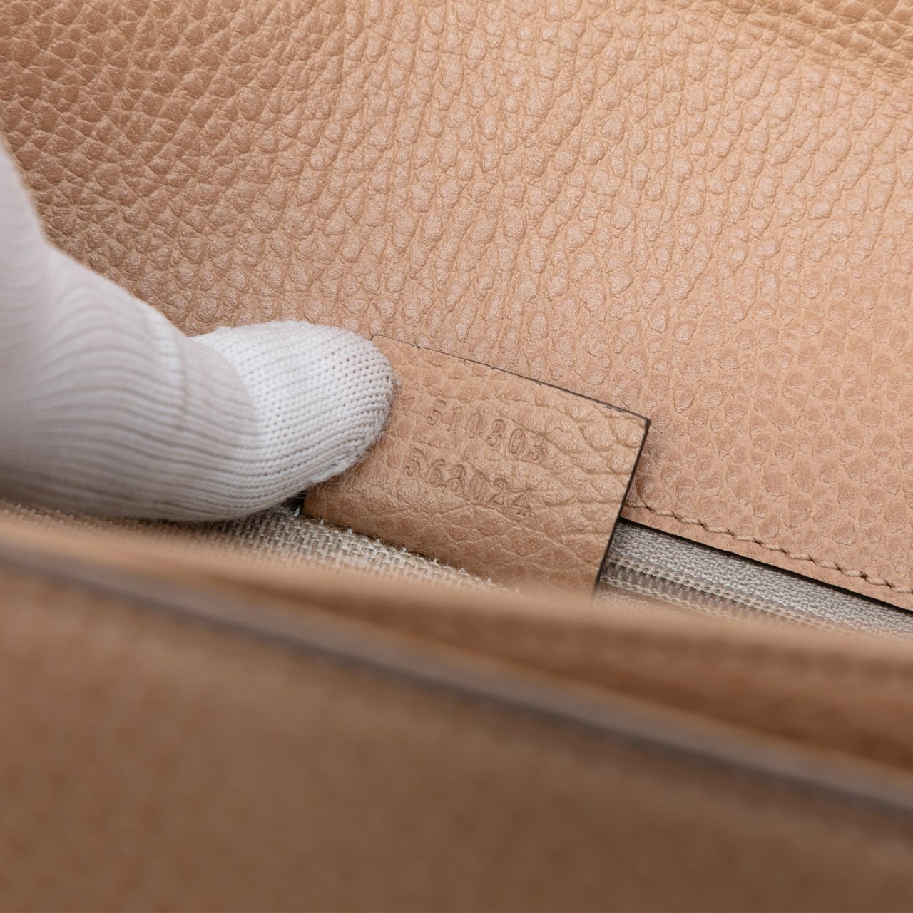 Gucci Medium Dollar Calfskin Interlocking G Crossbody Bruin