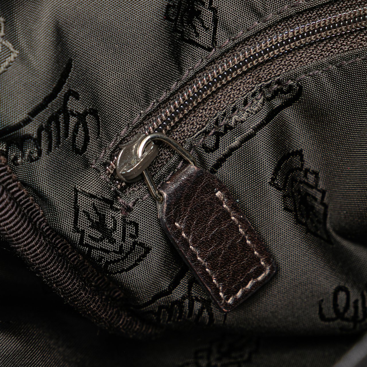 Gucci Guccissima Crossbody Bruin