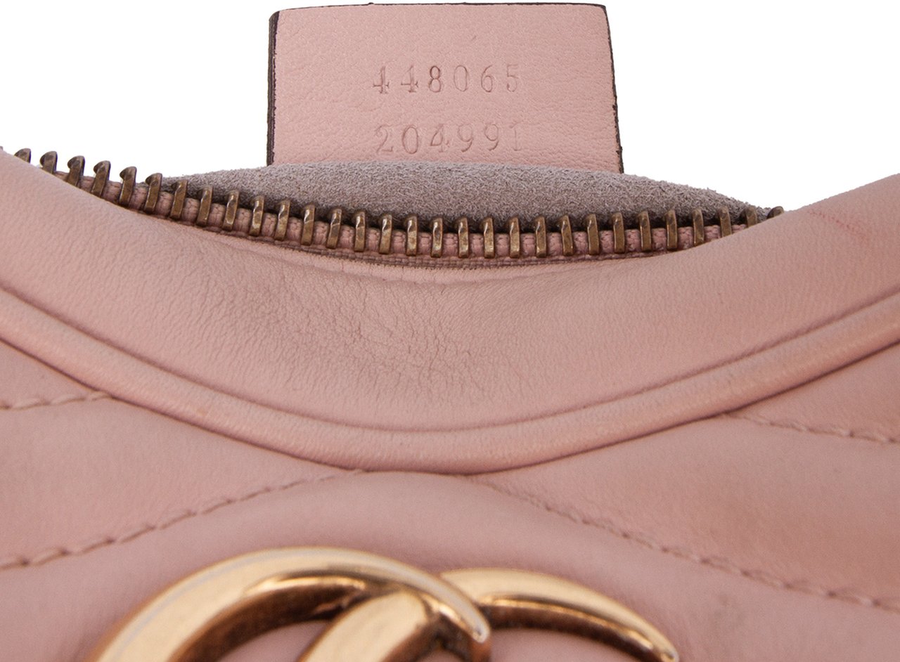 Gucci Mini GG Marmont Matelasse Leather Crossbody Roze