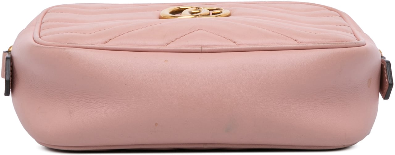 Gucci Mini GG Marmont Matelasse Leather Crossbody Roze