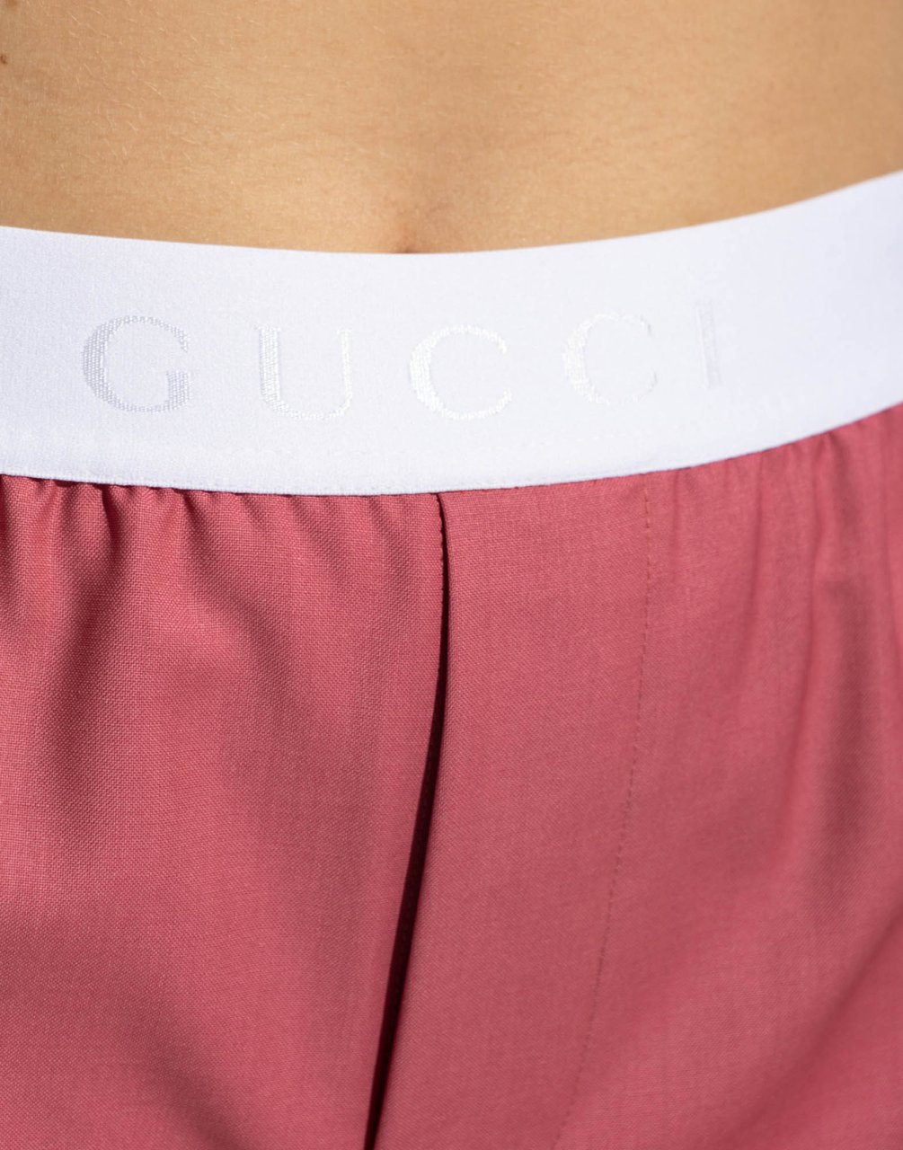Gucci Logo Waistband Wool Shorts Roze
