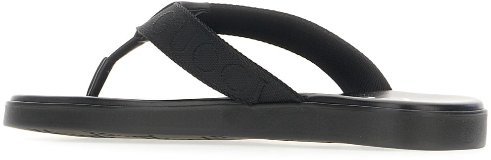 Gucci Black leather thong sandals Zwart