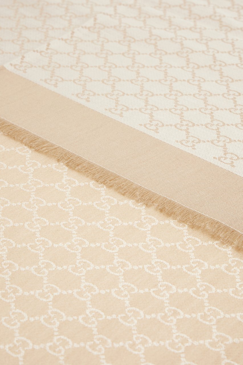 Gucci Gucci Cappuccino silk blend scarf Bruin