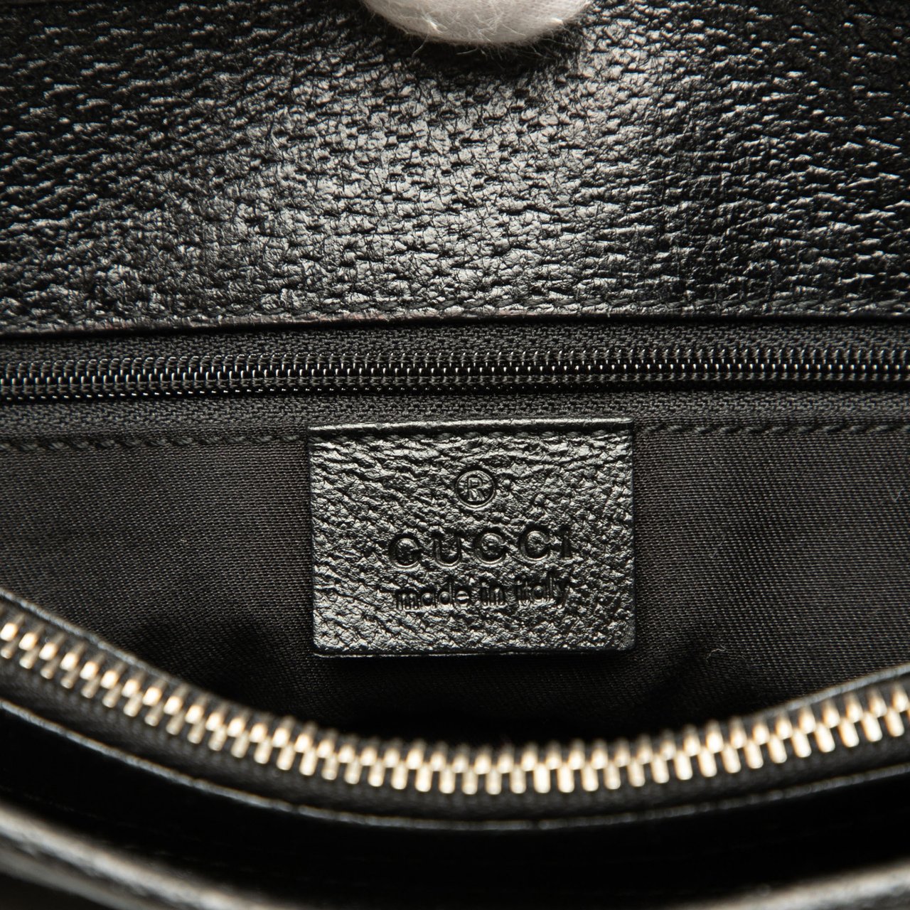 Gucci Medium GG Canvas Eclipse Tote Zwart