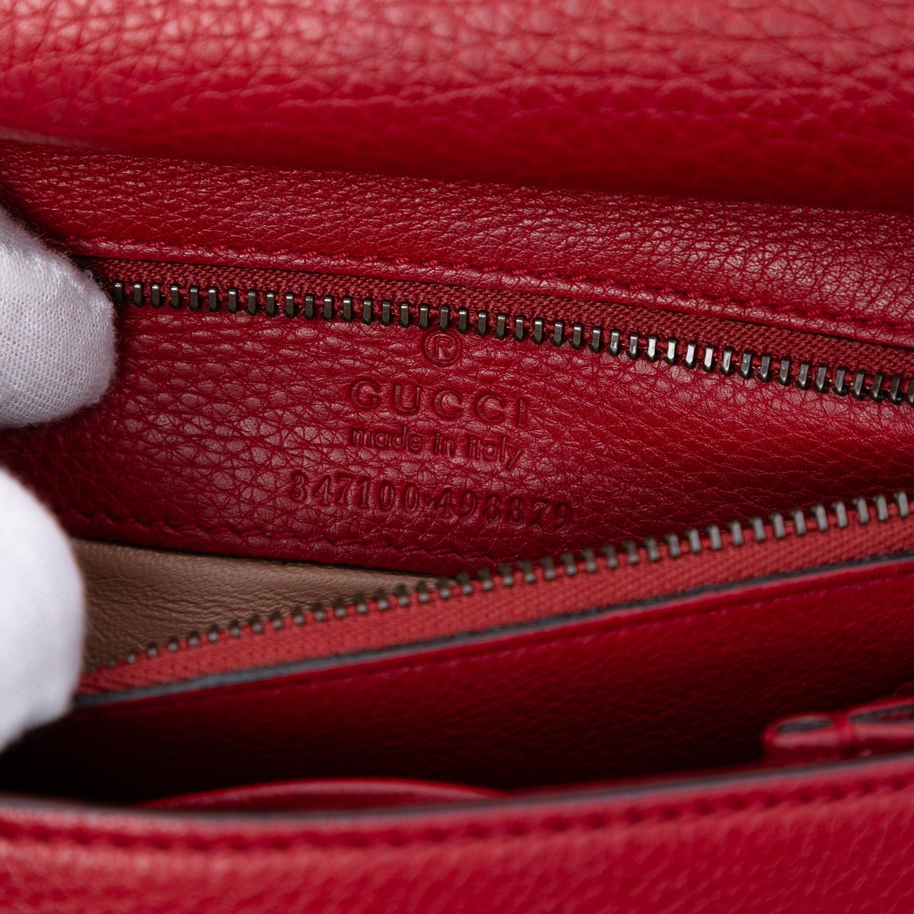 Gucci Small Suede Bamboo Nouveau Fringe Crossbody Rood