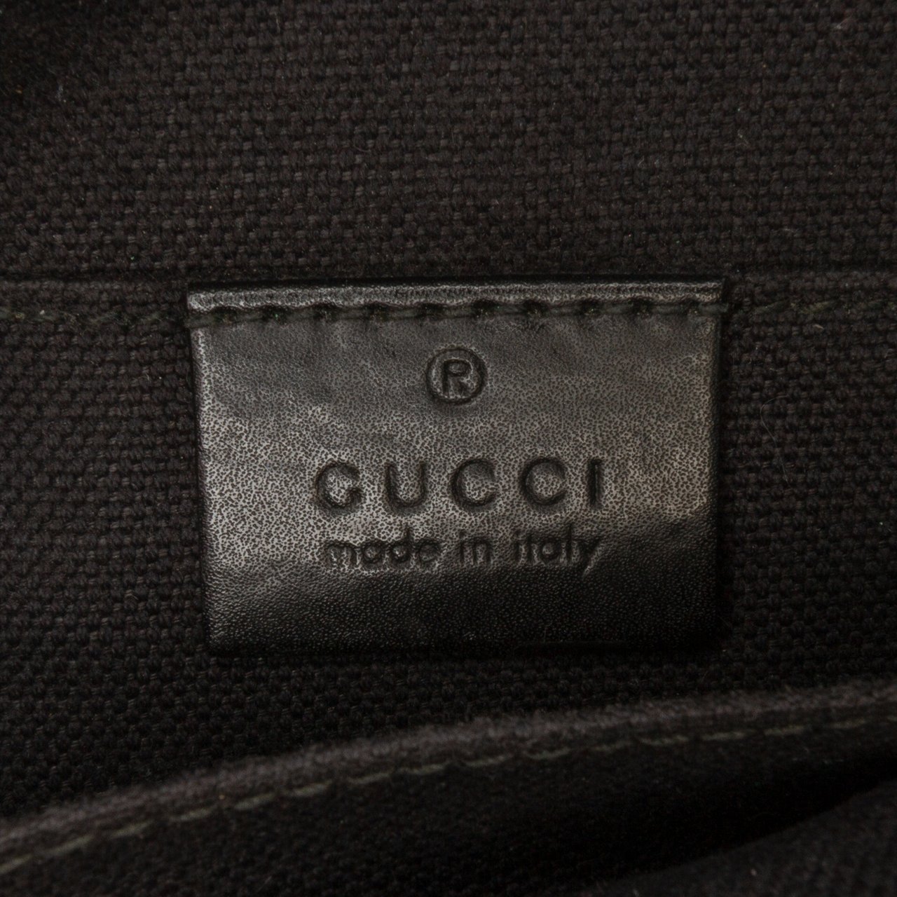 Gucci GG Supreme Night Courrier Messenger Bag Zwart