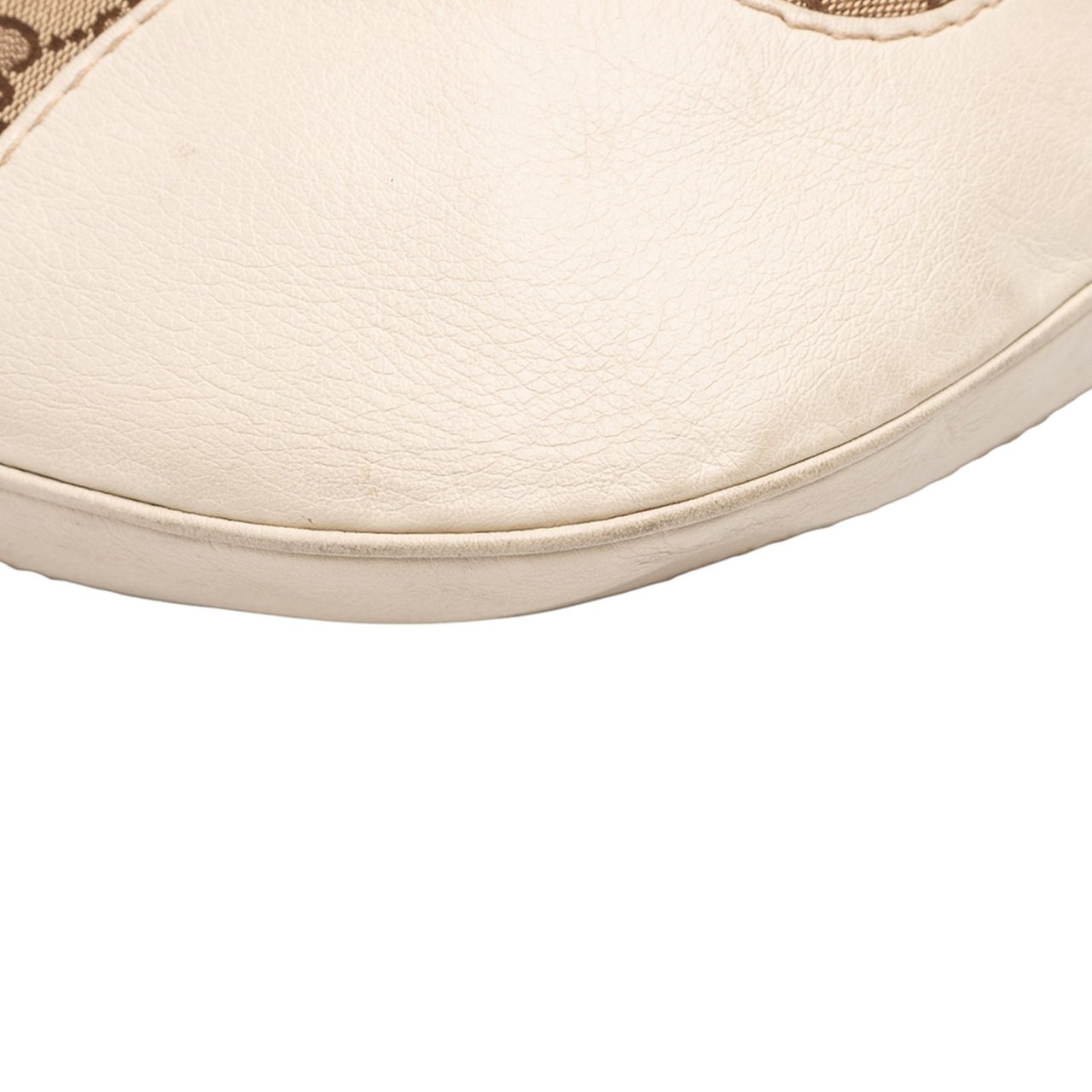 Gucci GG Canvas Charlotte Hobo Bruin
