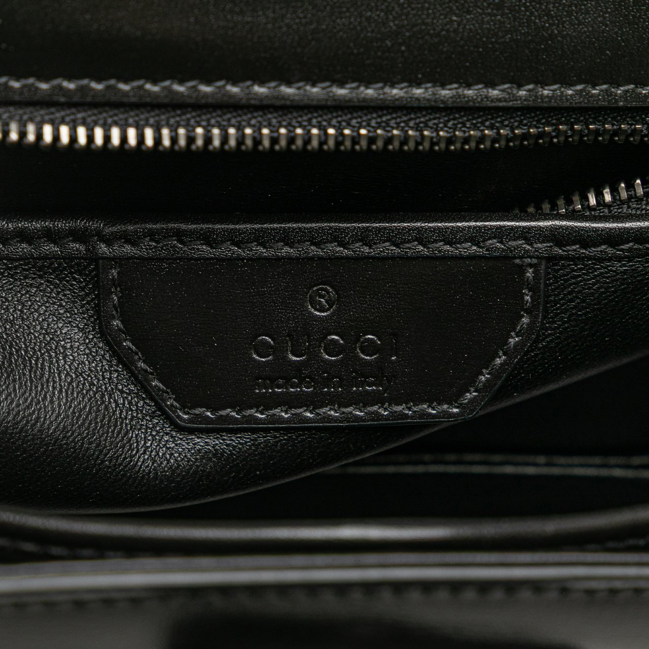 Gucci Small Calfskin 1947 Bamboo Top Handle Bag Zwart
