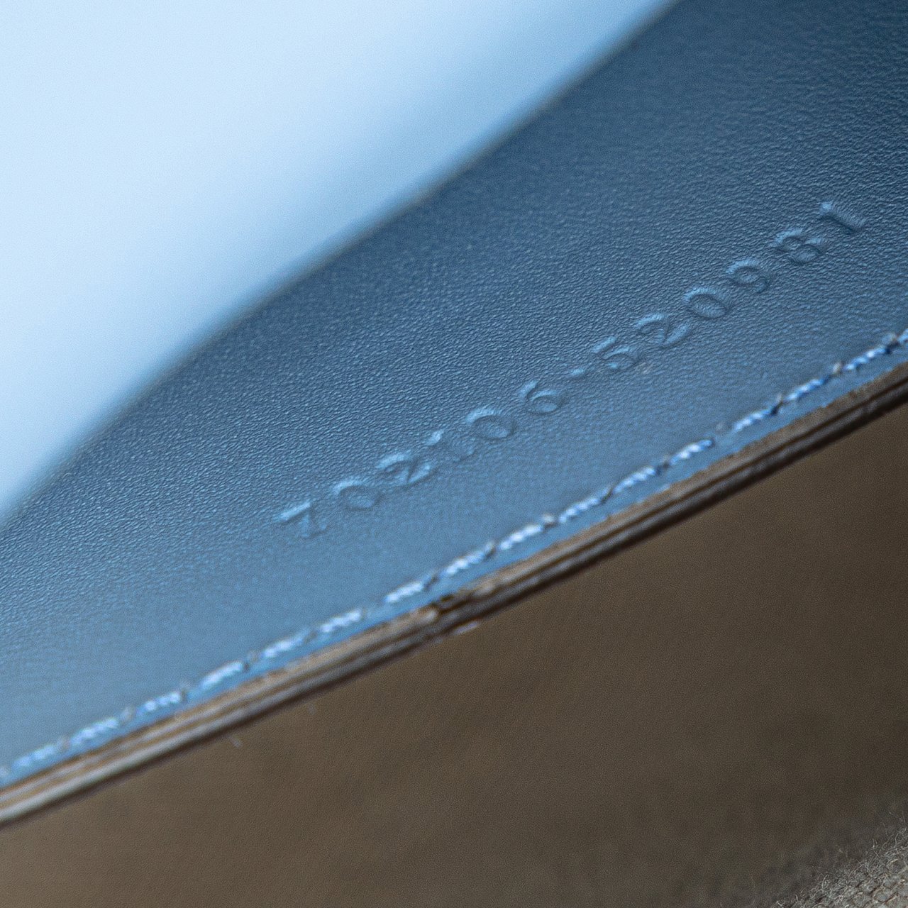 Gucci Mini Calfskin Bamboo Top Handle Bag Blauw