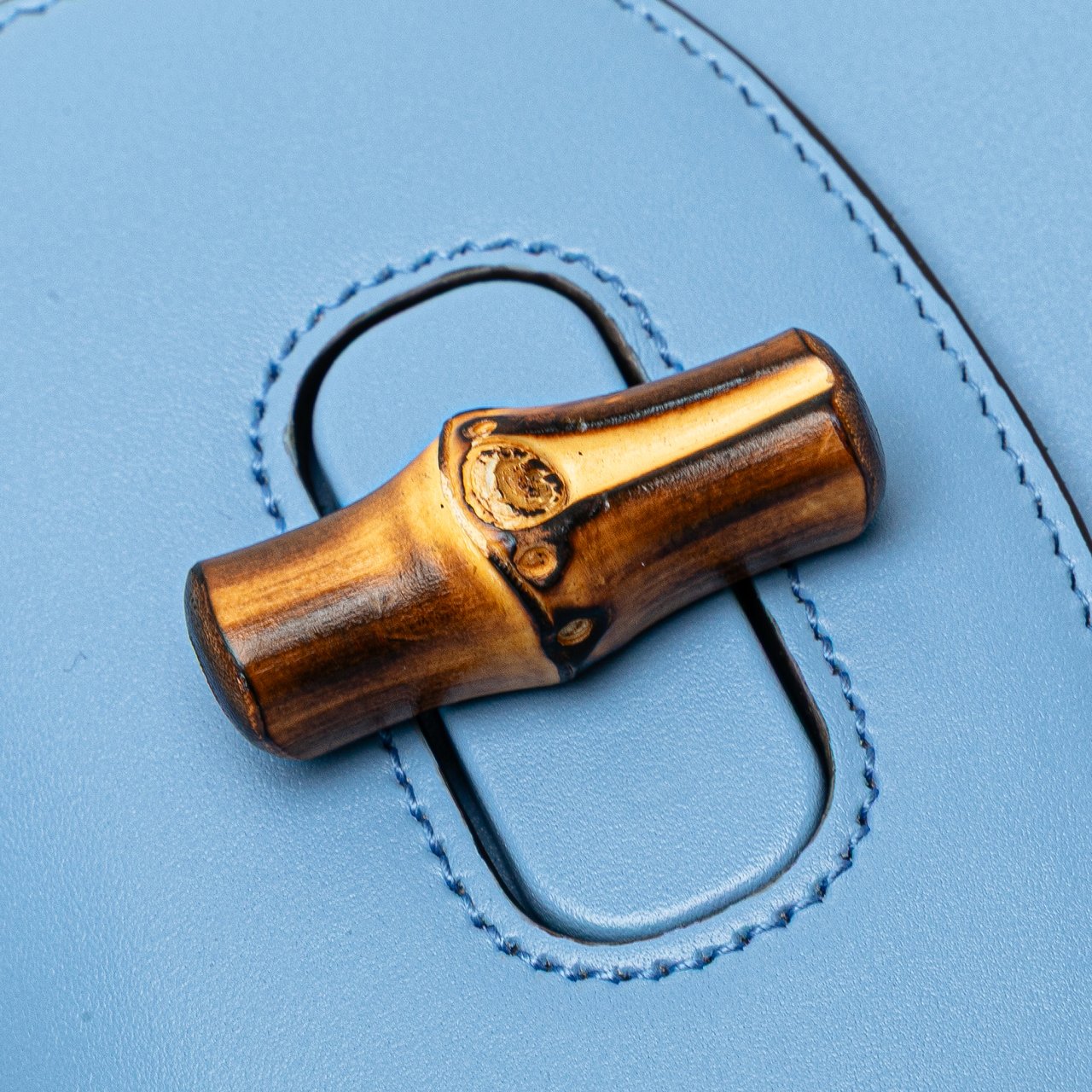 Gucci Mini Calfskin Bamboo Top Handle Bag Blauw