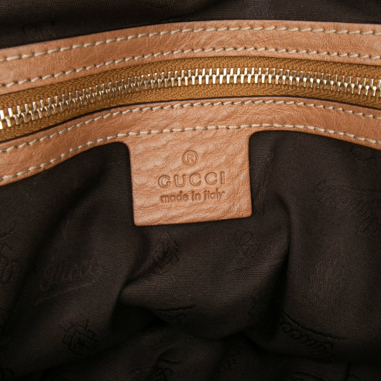 Gucci Medium GG Canvas GG Charm Tote Bruin