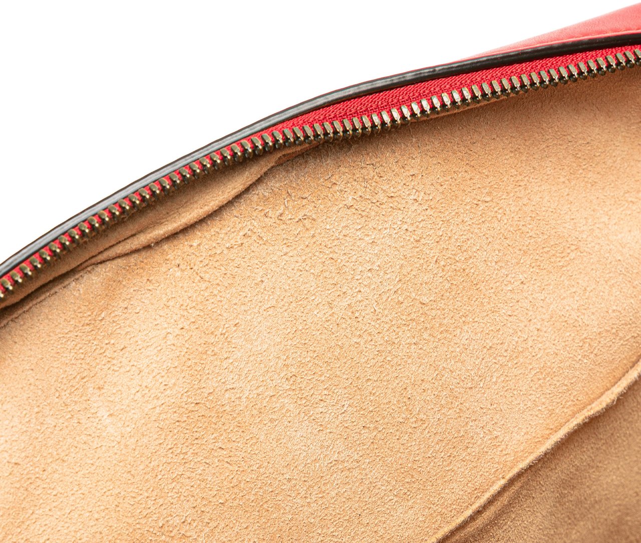 Gucci Small GG Marmont Matelasse Leather Sylvie Top Handle Satchel Rood