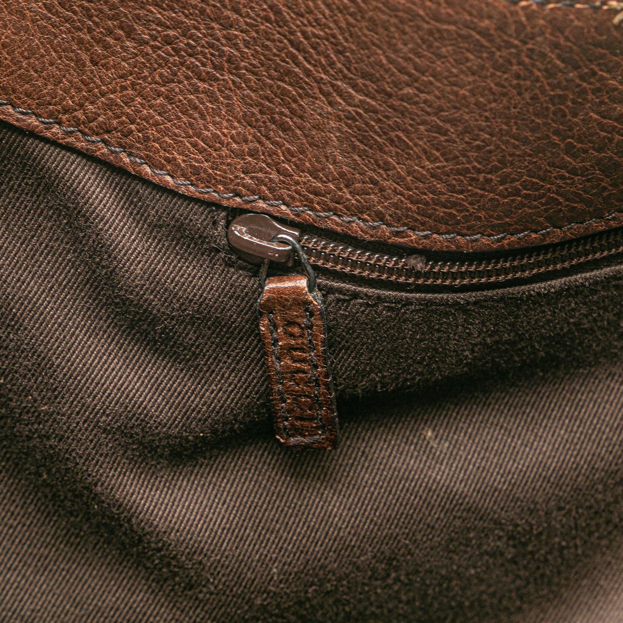 Gucci GG Denim Horsebit Shoulder Bag Bruin