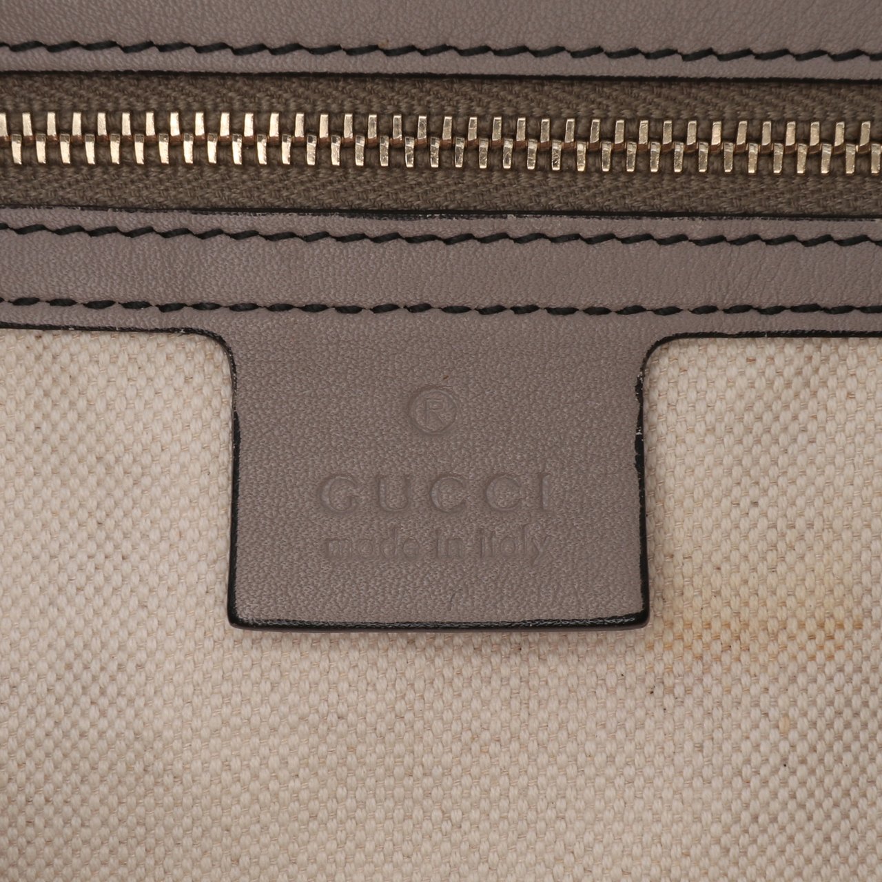 Gucci Large Guccissima Emily Chain Shoulder Bag Grijs