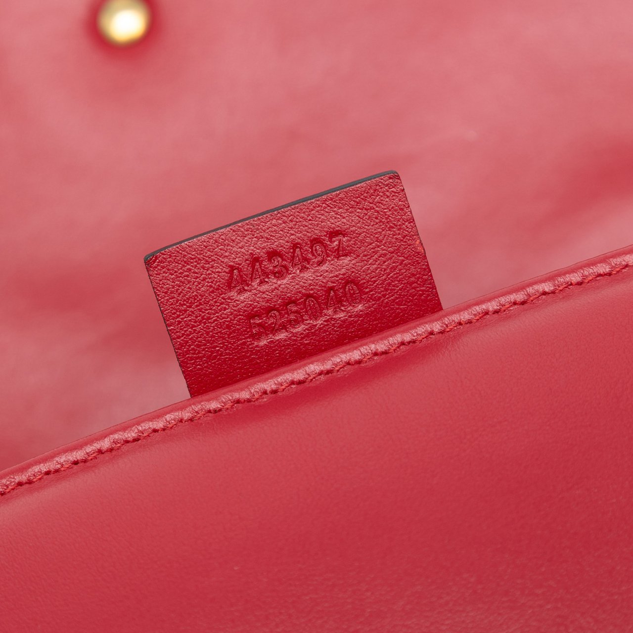 Gucci Medium GG Marmont Matelasse Leather Shoulder Bag Rood