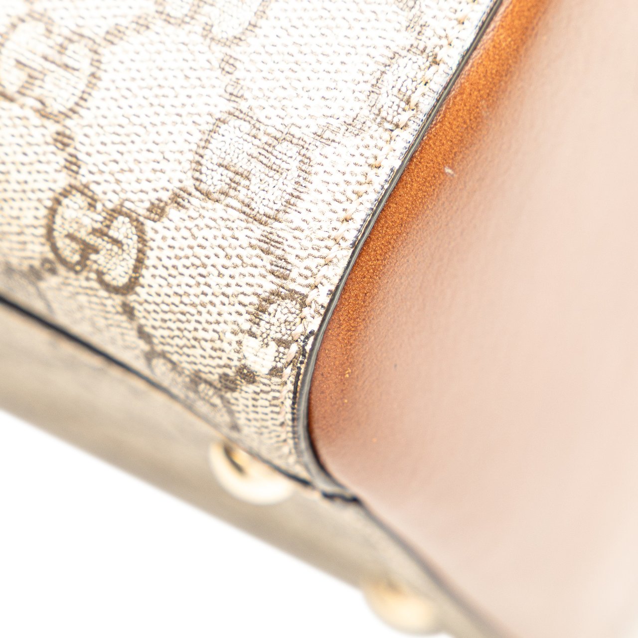 Gucci Medium GG Supreme Satchel Bruin