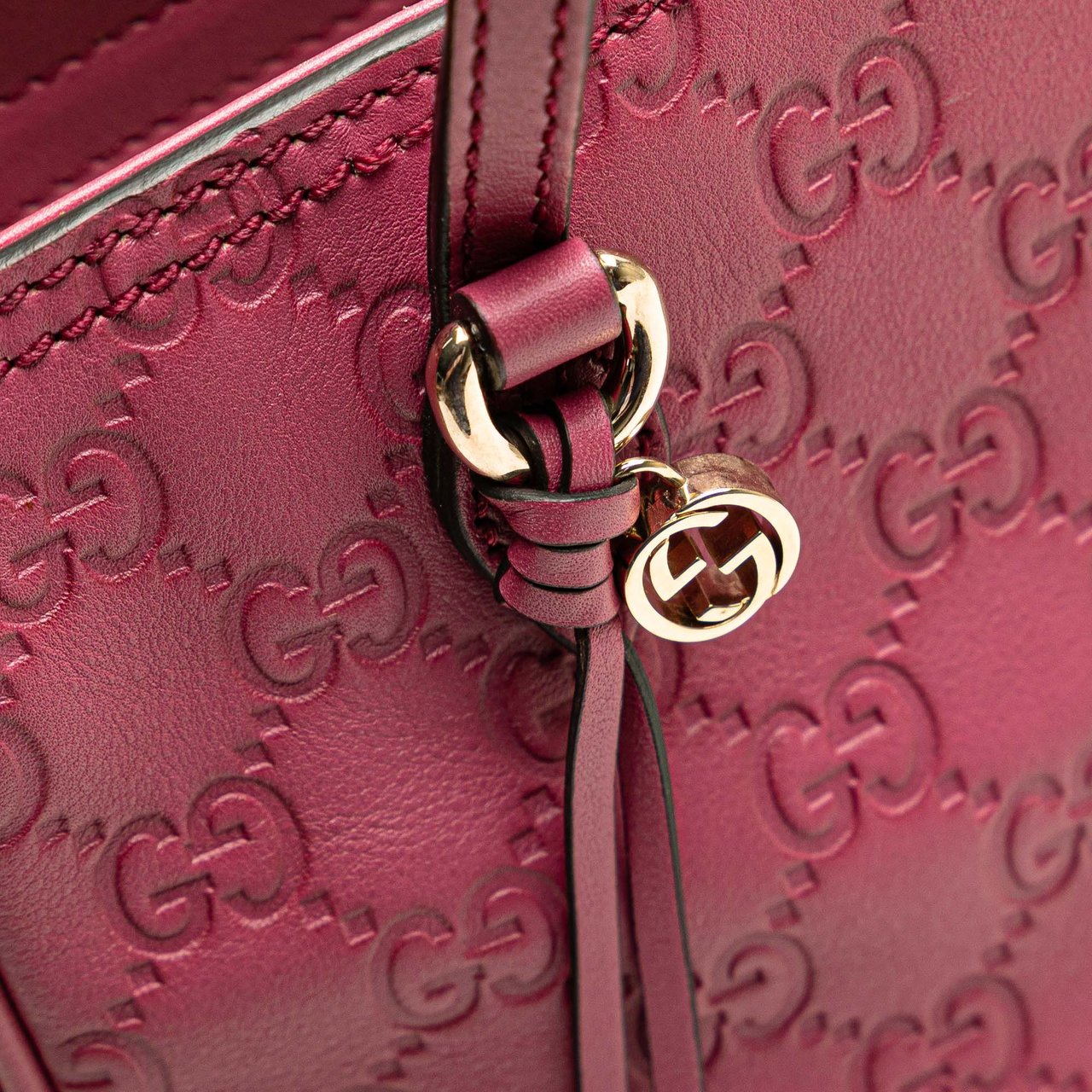 Gucci Small Guccissima Bree Satchel Roze