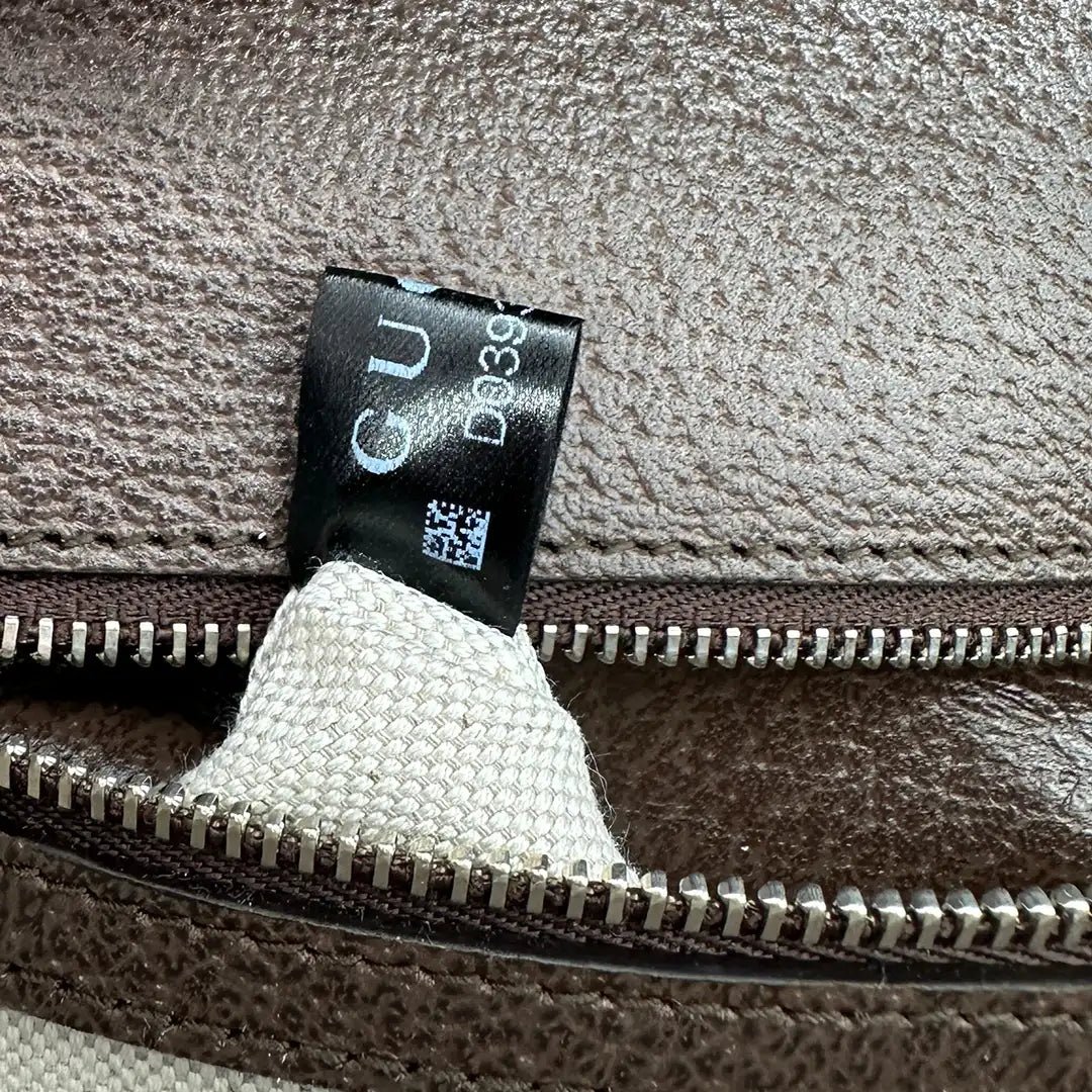 Gucci Gucci Dionysus small shoulder bag with wide shoulder strap / as good as new Beige