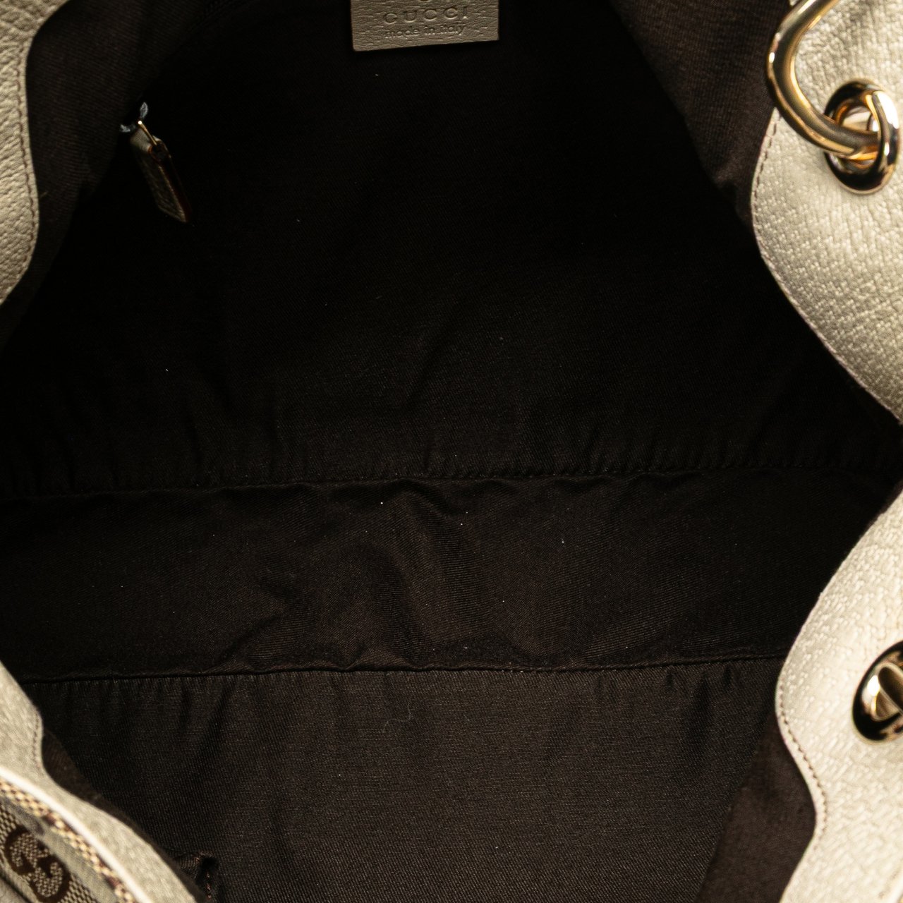 Gucci GG Canvas Eclipse Shoulder Bag Bruin