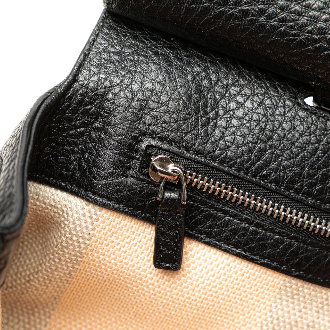 Gucci Medium Leather Bamboo Daily Satchel Zwart