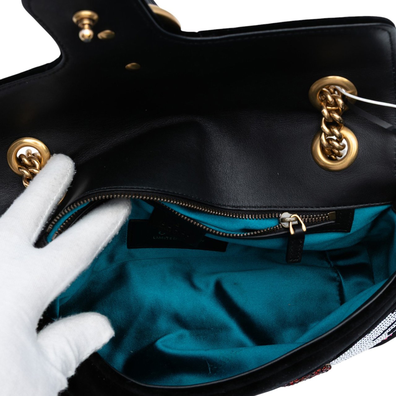 Gucci Medium GG Marmont Matelasse Velvet Sequin Embellished Shoulder Bag Zwart