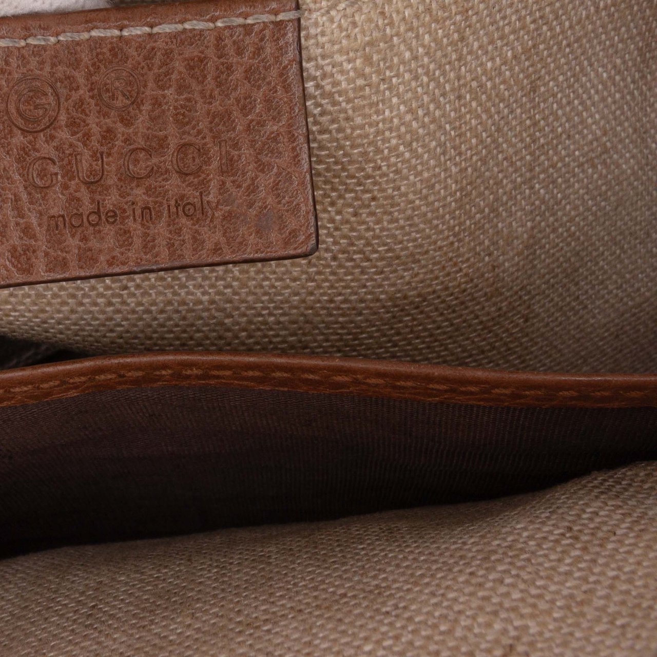 Gucci GG Canvas Bree Crossbody Bruin