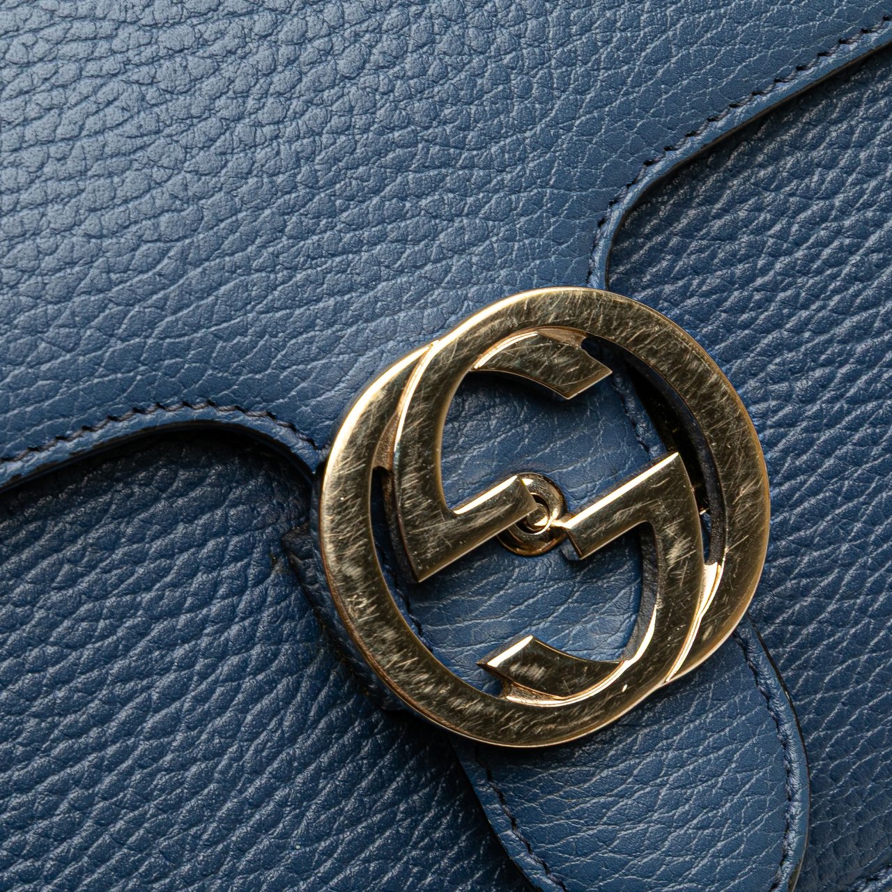 Gucci Small Dollar Calfskin Interlocking G Crossbody Blauw