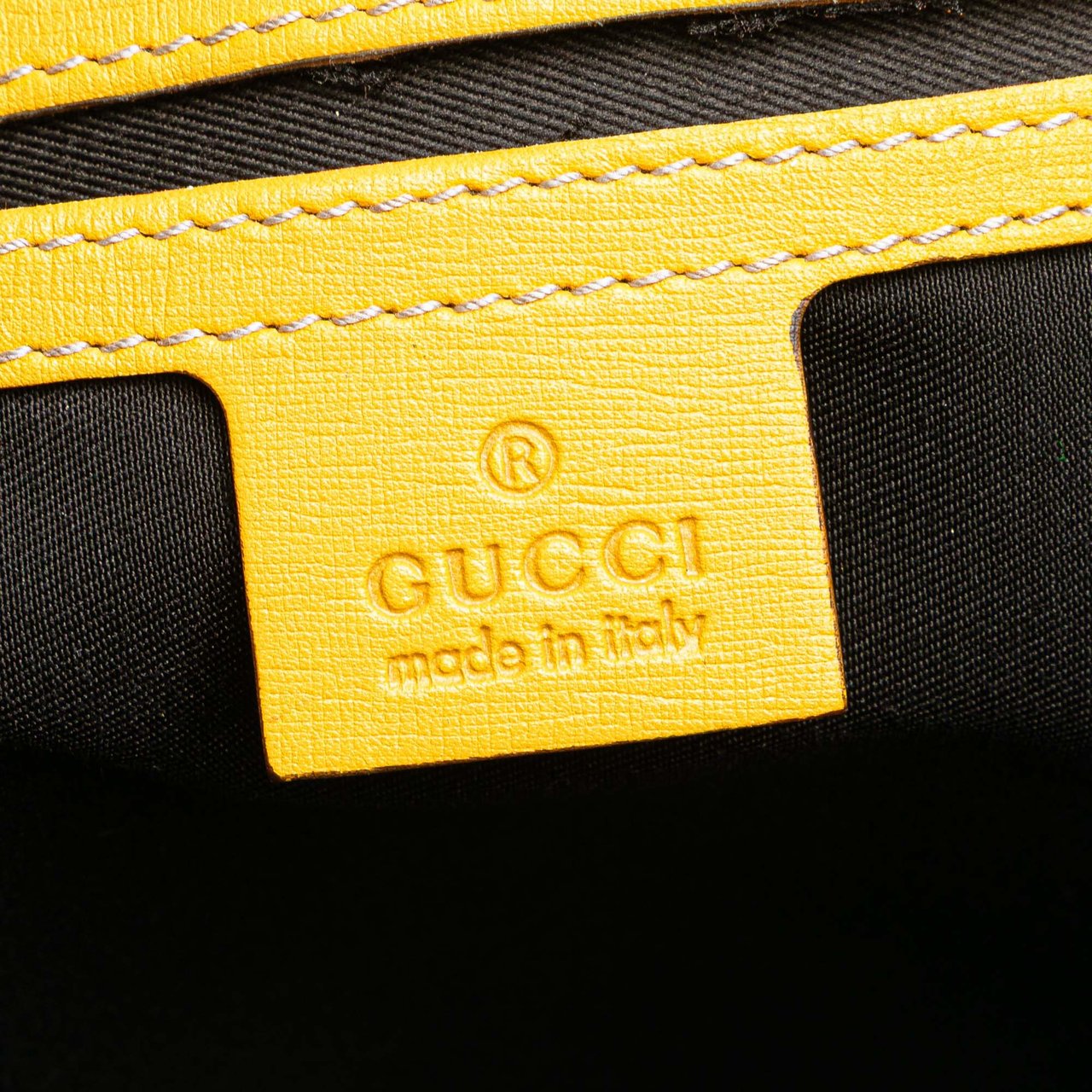 Gucci Medium GG Supreme Joy Tote Wit