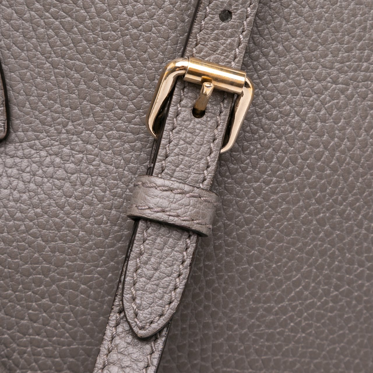 Gucci Medium Leather GG Charm Dome Satchel Grijs