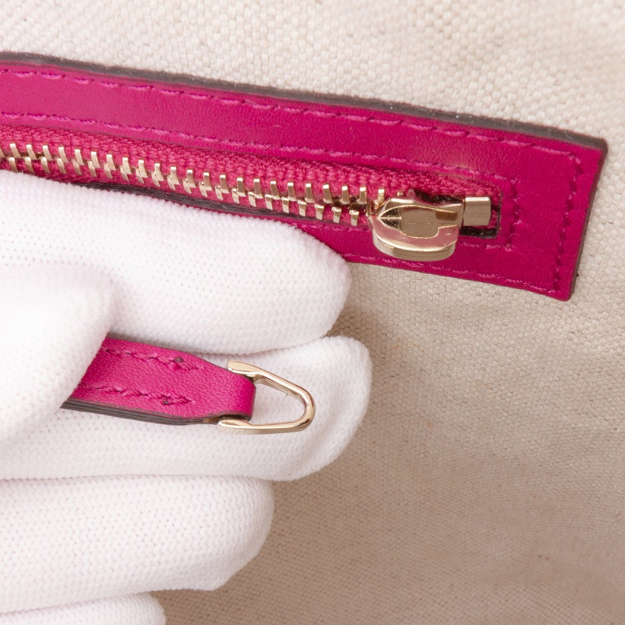 Gucci Medium Microguccissima Patent Nice Dome Satchel Roze