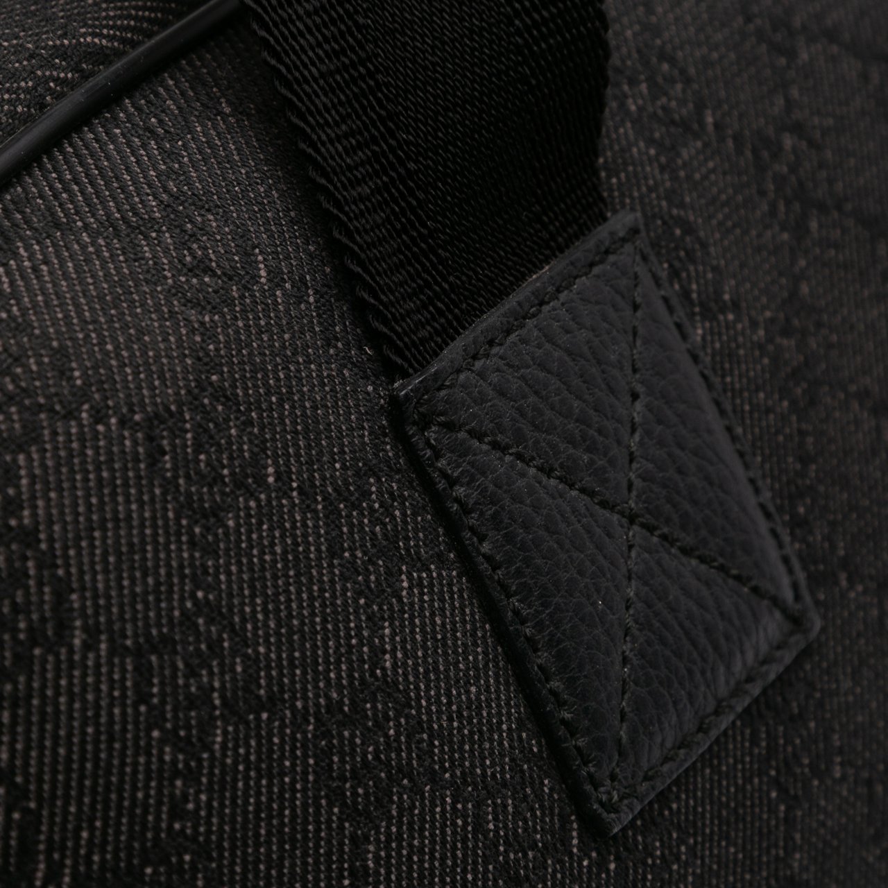 Gucci GG Denim Travel Bag Grijs