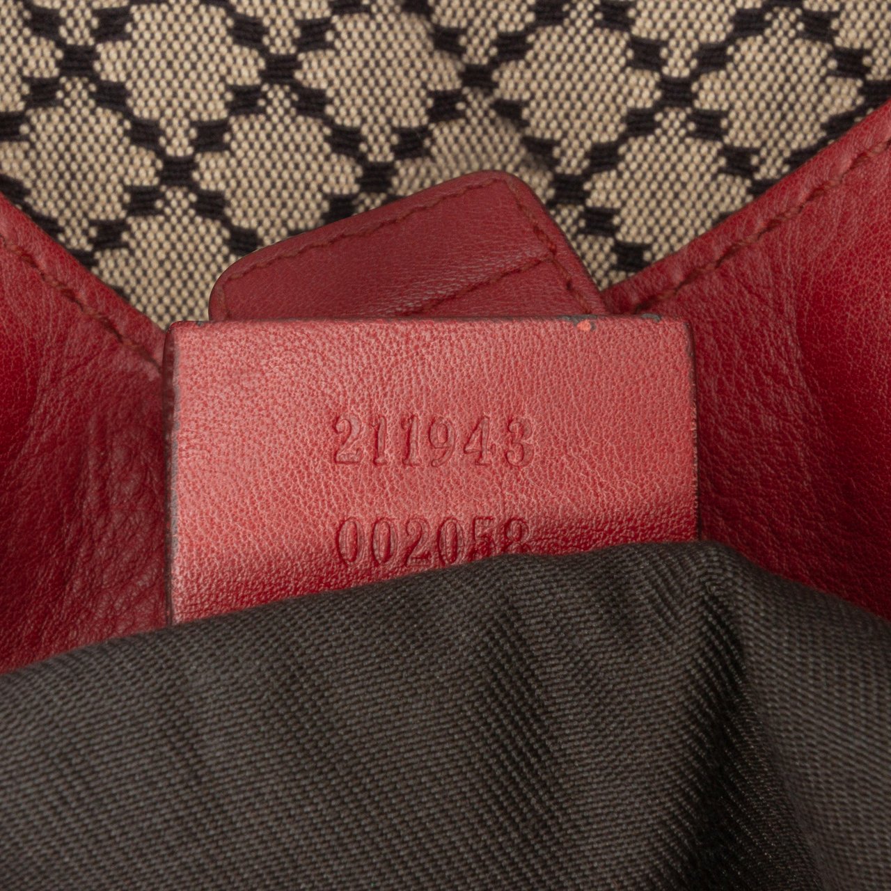 Gucci Large Diamante Canvas Sukey Tote Bruin
