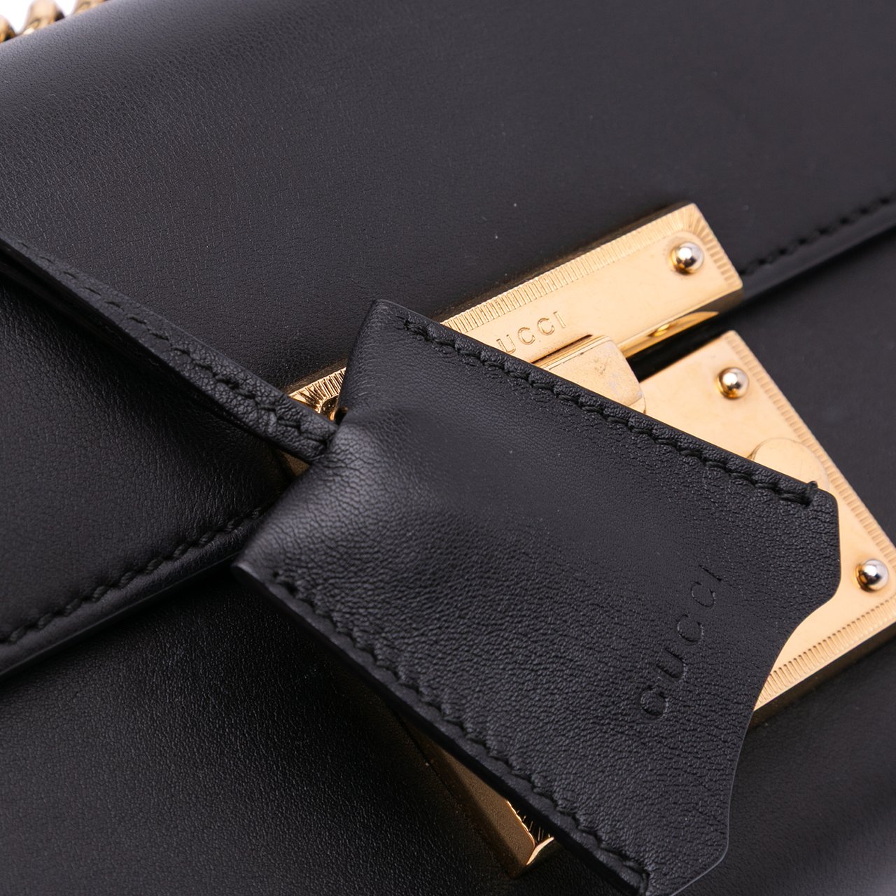 Gucci Small Leather Padlock Crossbody Zwart