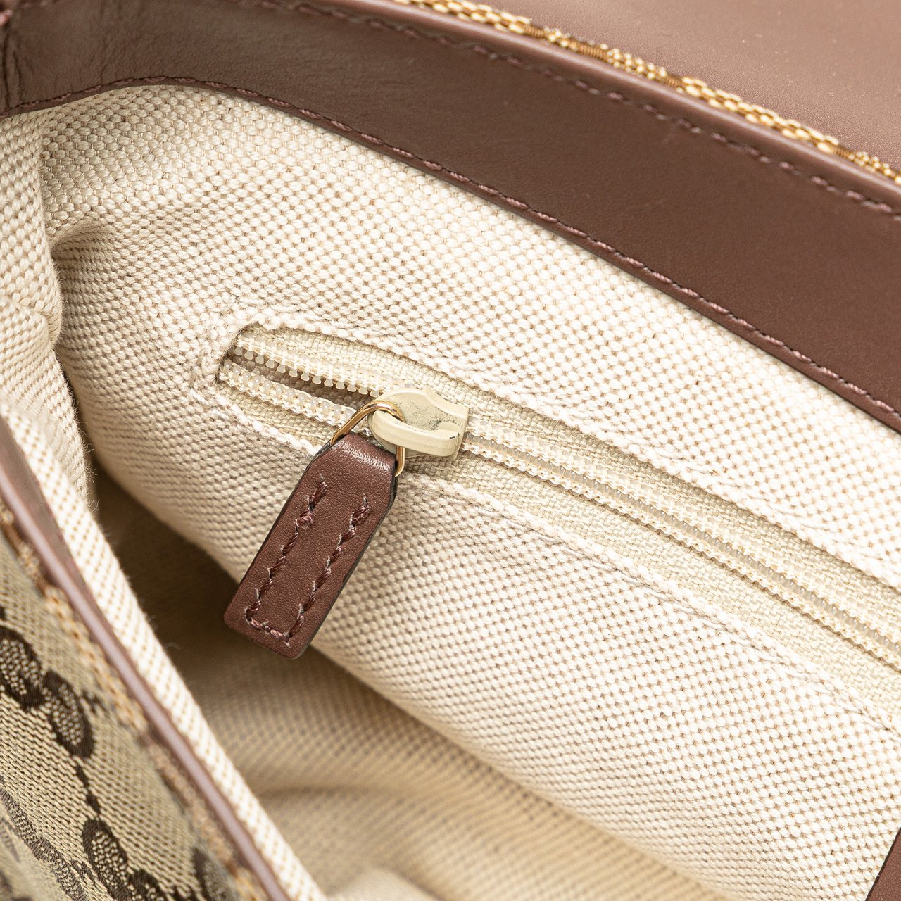 Gucci GG Canvas Sukey Crossbody Bruin