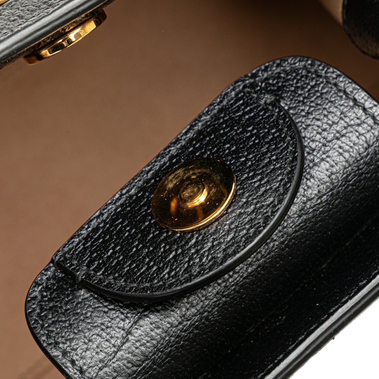 Gucci Small Calfskin Bamboo Diana Satchel Zwart