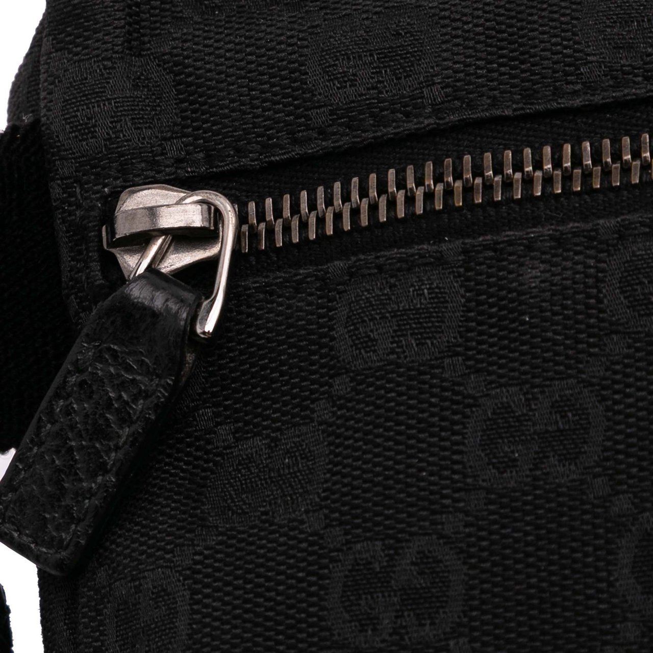 Gucci GG Canvas Double Pocket Belt Bag Zwart