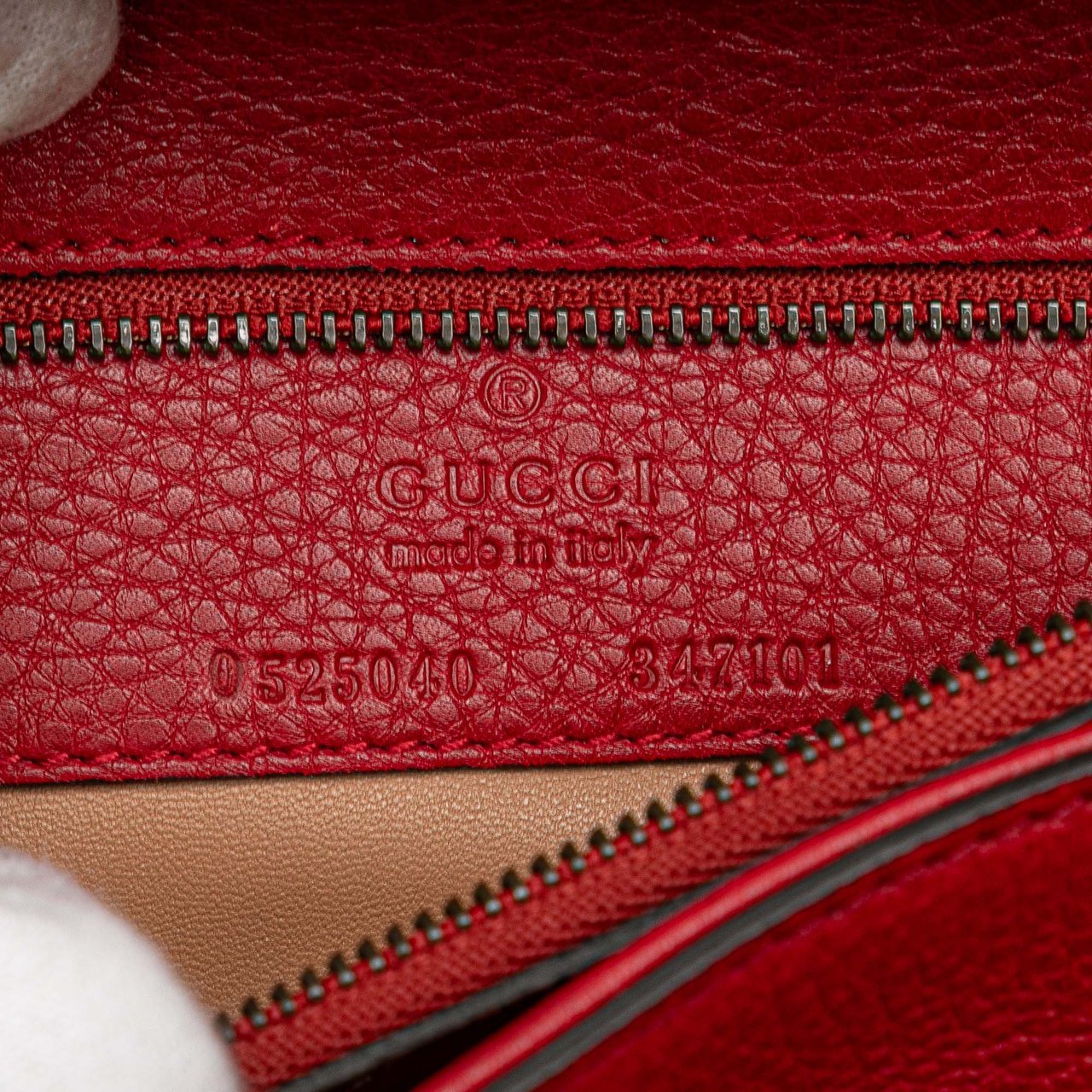 Gucci Medium Leather Bamboo Nouveau Fringe Crossbody Rood