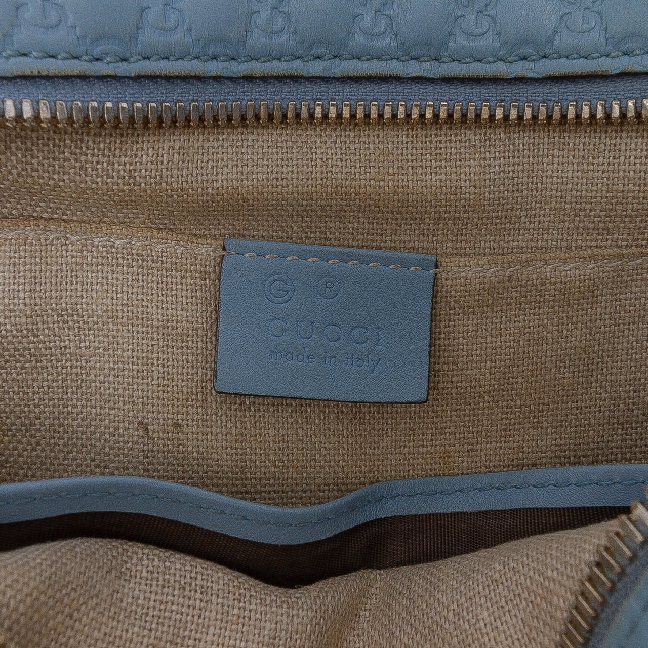 Gucci Mini Microguccissima Bree Crossbody Blauw