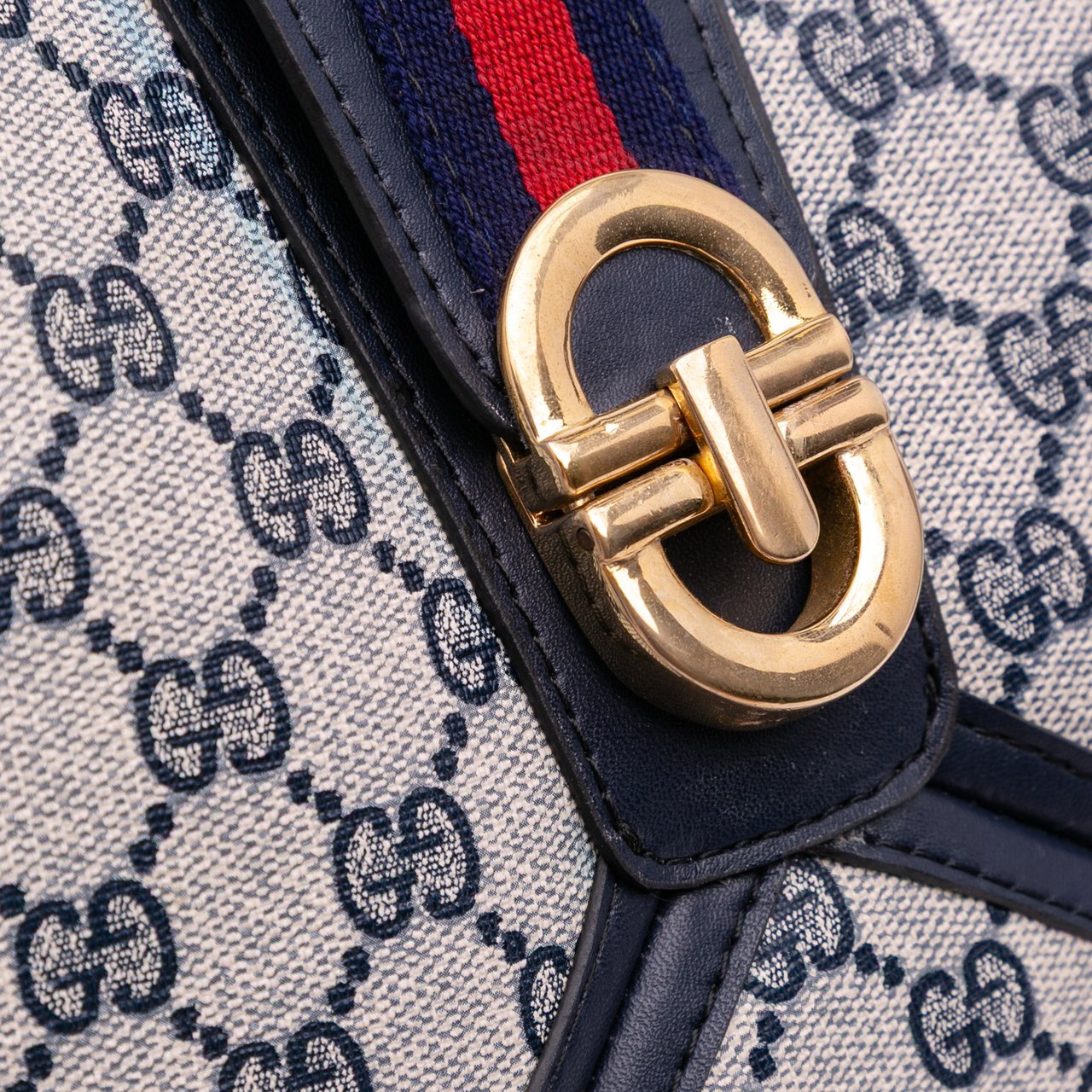 Gucci GG Supreme Ophidia Shoulder Bag Grijs