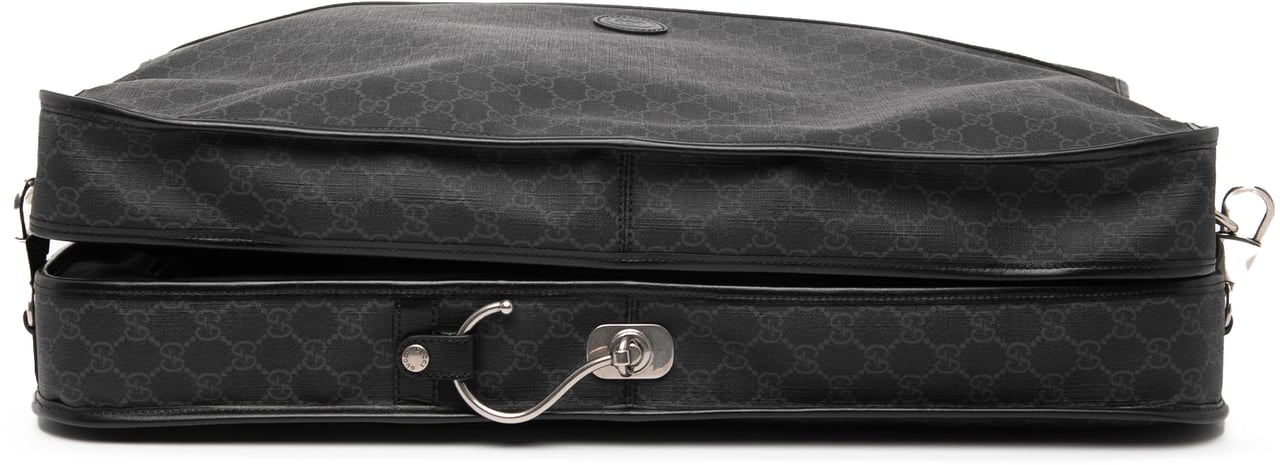 Gucci GG Supreme Retro Interlocking G Garment Bag Zwart