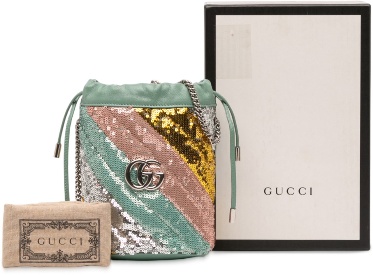 Gucci Small GG Marmont Sequined Diagonal Matelasse Leather Bucket Bag Groen