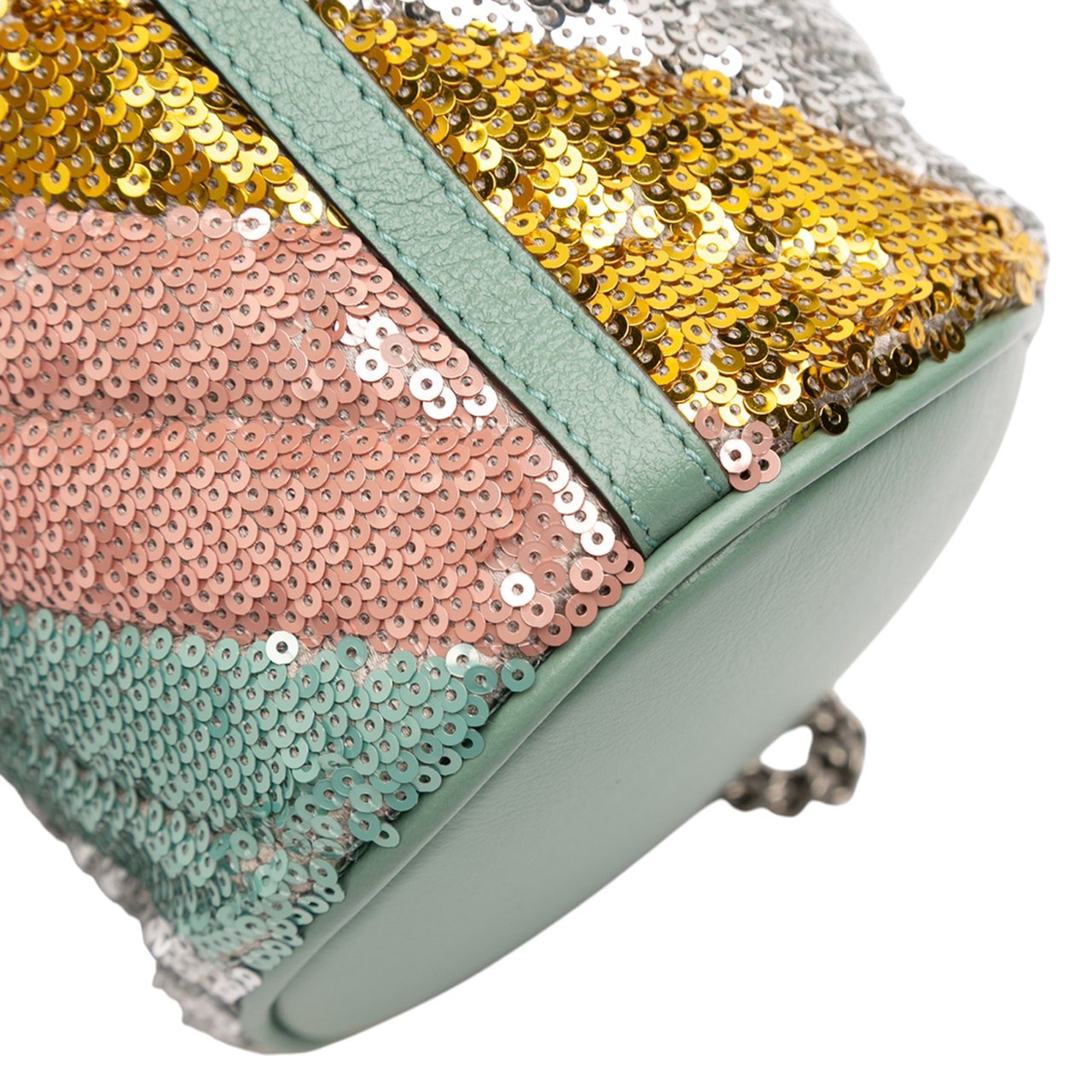 Gucci Small GG Marmont Sequined Diagonal Matelasse Leather Bucket Bag Groen