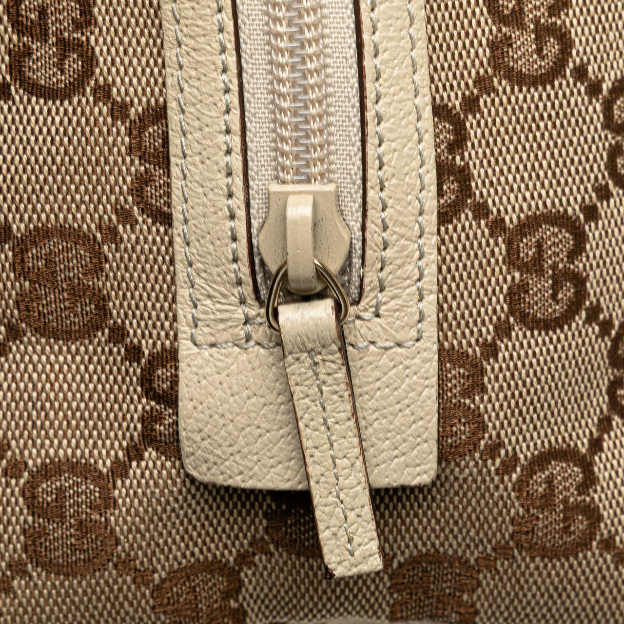 Gucci GG Canvas Handbag Bruin