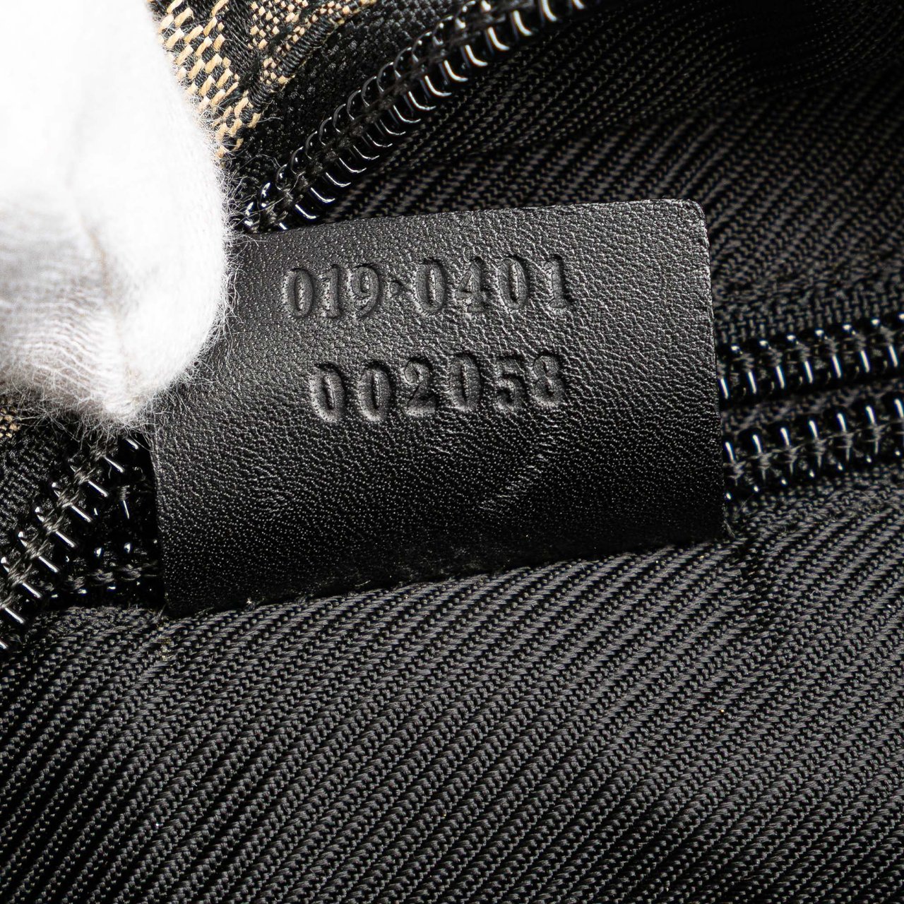 Gucci GG Canvas Tote Bruin