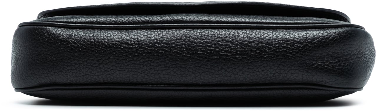 Gucci Medium Leather Soho Chain Flap Crossbody Zwart