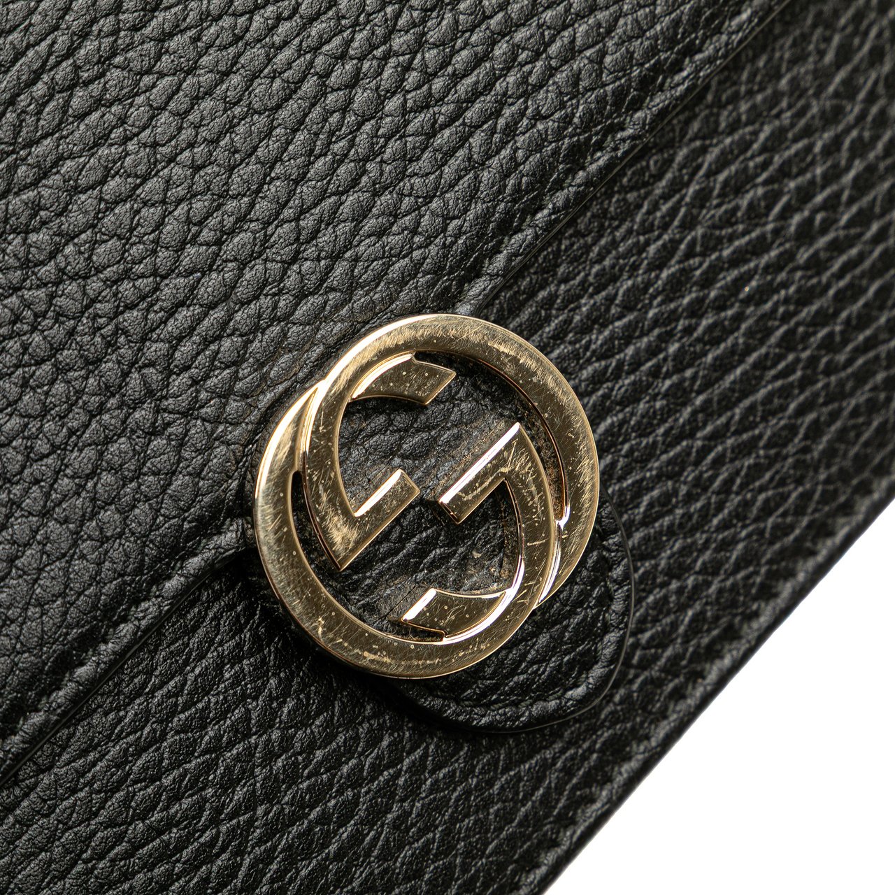 Gucci Leather Interlocking G Dollar Wallet on Chain Zwart