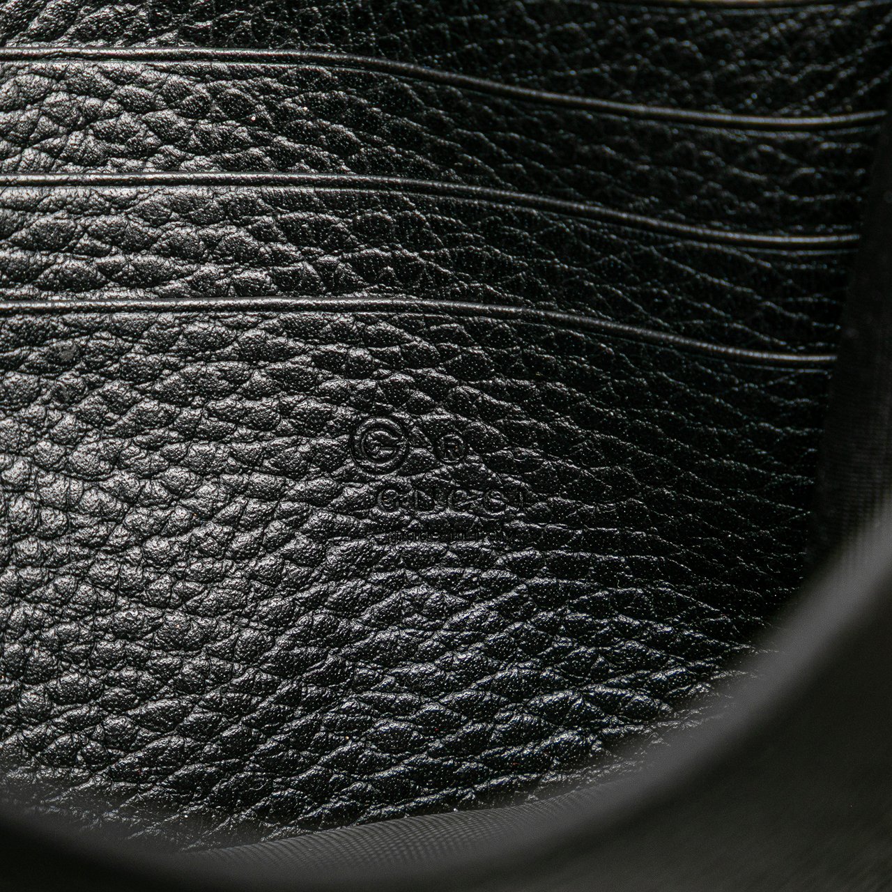 Gucci Leather Interlocking G Dollar Wallet on Chain Zwart