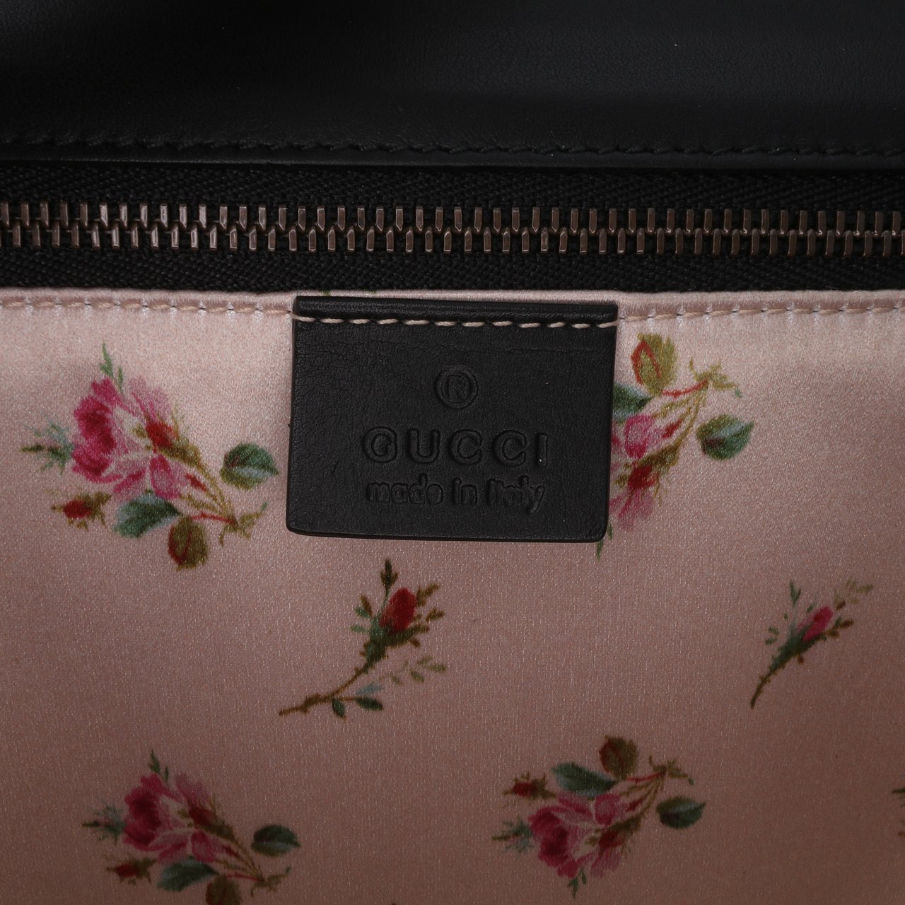 Gucci Limited Edition Medium Calfskin Acrylic Classic 2 Top Handle Bag Zwart